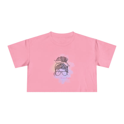 Women's Crop Tee with Messy Bun Sunglasses Mom Life